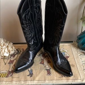 Vintage Cowboy Boots!